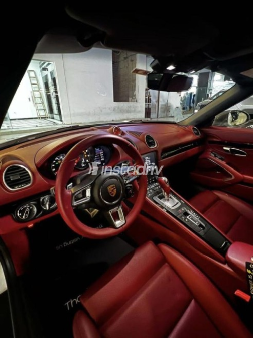 Porsche Boxster 2023 White Automatic Used for Sale in Cairo - 6
