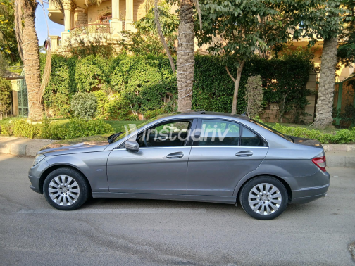 Mercedes C 250 2011 Gray Automatic Used for Sale in Greater Cairo ( Cairo + Giza) - 4