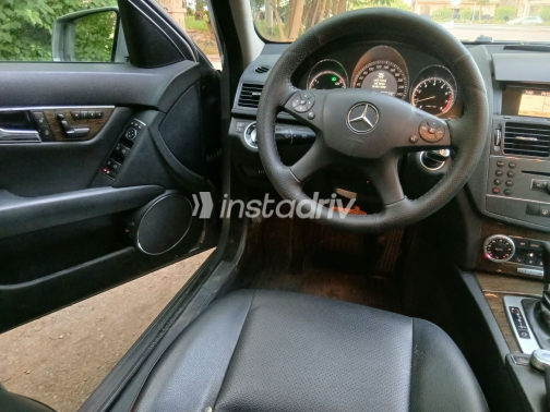 Mercedes C 250 2011 Gray Automatic Used for Sale in Greater Cairo ( Cairo + Giza) - 8