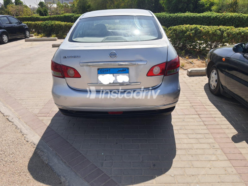 Nissan Bluebird 2009 Silver Automatic Used for Sale in Greater Cairo ( Cairo + Giza) - 6