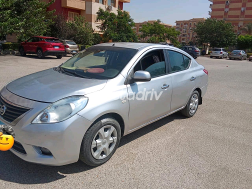 Nissan XTrail 2013 Silver Automatic Used for Sale in Greater Cairo ( Cairo + Giza) - 3