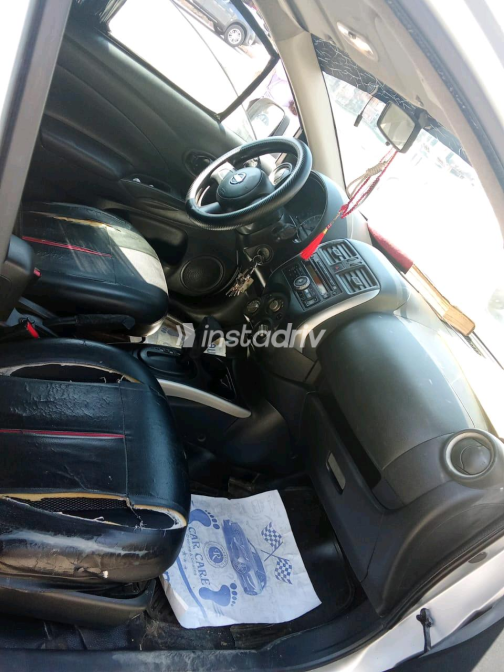 Nissan XTrail 2013 Silver Automatic Used for Sale in Greater Cairo ( Cairo + Giza) - 4