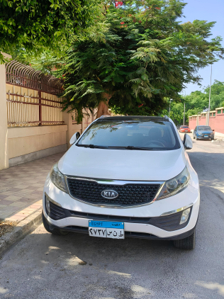 Kia Sportage 2012 White Automatic Used for Sale in Greater Cairo ( Cairo + Giza)