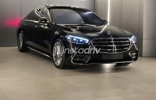 Mercedes S 500 2021 Black Automatic Used for Sale in Cairo - 1