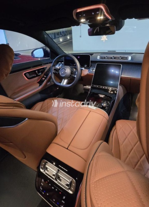 Mercedes S 500 2021 Black Automatic Used for Sale in Cairo - 4