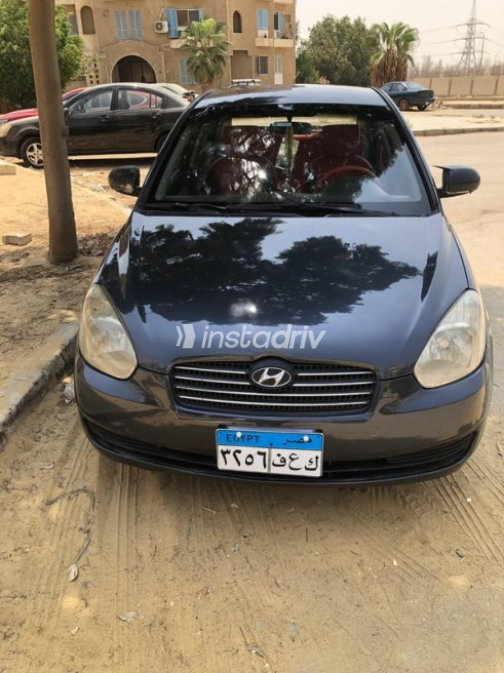 Hyundai Accent 2011 Dark Gray Automatic Used for Sale in Cairo - 4