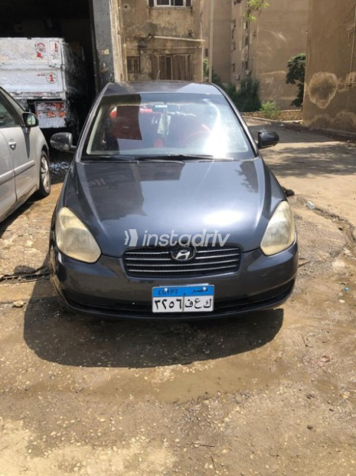 Hyundai Accent 2011 Dark Gray Automatic Used for Sale in Cairo - 6