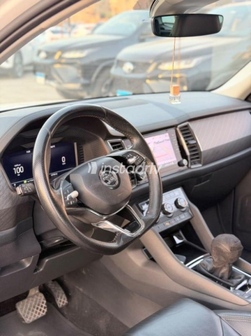 Skoda Kodiaq 2023 White Automatic Used for Sale in Cairo - 4