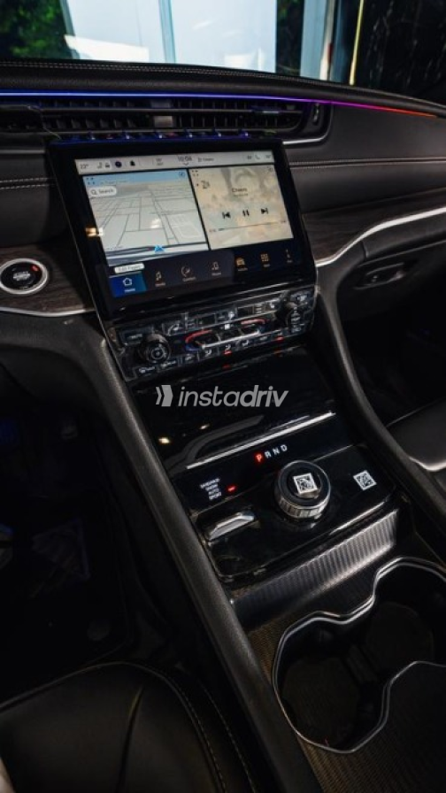 Jeep Grand Cherokee 2025 Dark Blue Automatic Used for Sale in Cairo - 4