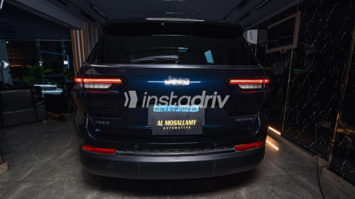 Jeep Grand Cherokee 2025 Dark Blue Automatic Used for Sale in Cairo - 5