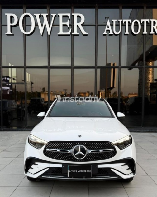 Mercedes GLC 300 2025 White Automatic Used for Sale in Sheikh Zayed City - 1
