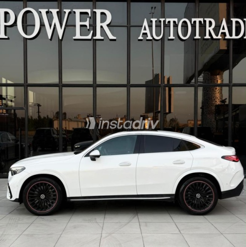 Mercedes GLC 300 2025 White Automatic Used for Sale in Sheikh Zayed City - 3