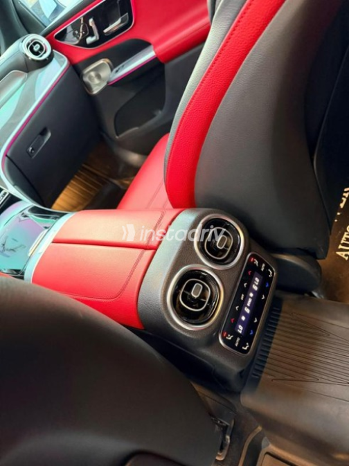 Mercedes GLC 300 2025 White Automatic Used for Sale in Sheikh Zayed City - 7