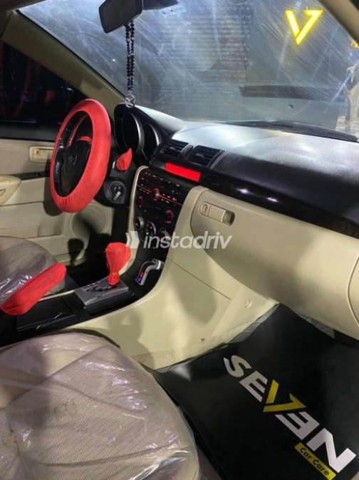 Mazda 3 2007 Gold Automatic Used for Sale in 10th of Ramadan - 4
