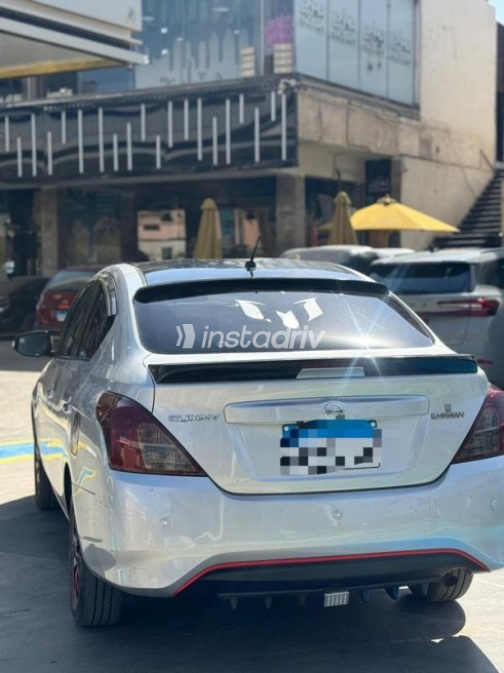 Nissan Sunny 2024 Silver Automatic Used for Sale in Shibin el Kom  - 4