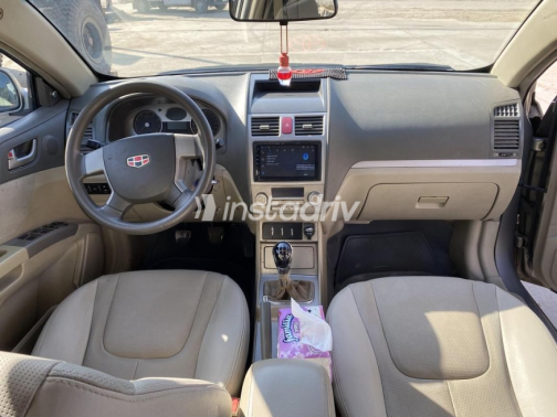 Emgrand EC 7 2014 Silver Manual Used for Sale in Beni Suef - 2