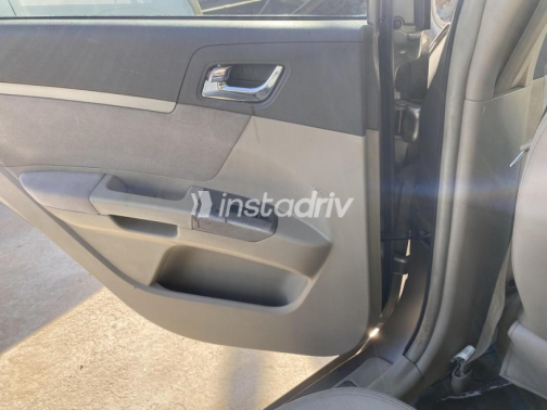 Emgrand EC 7 2014 Silver Manual Used for Sale in Beni Suef - 6