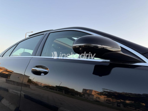 Mercedes C 180 2025 Black Automatic Used for Sale in Sheikh Zayed City - 9