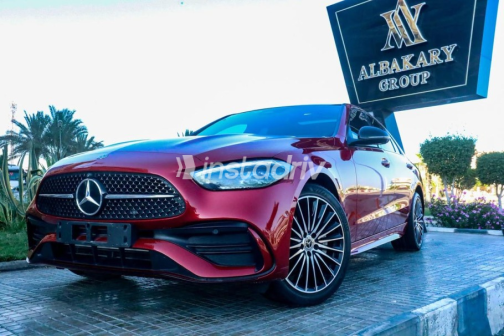 Mercedes C 200 2023 Dark Red Automatic Used for Sale in Madinaty - 3