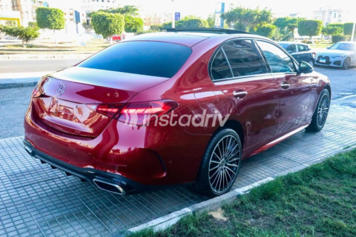 Mercedes C 200 2023 Dark Red Automatic Used for Sale in Madinaty - 4