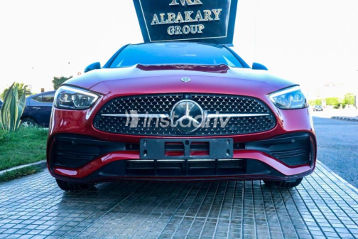 Mercedes C 200 2023 Dark Red Automatic Used for Sale in Madinaty - 5