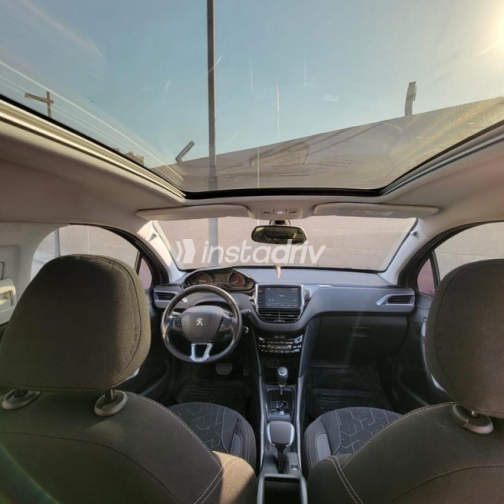 Peugeot 2008 2019 Silver Automatic Used for Sale in Cairo - 5