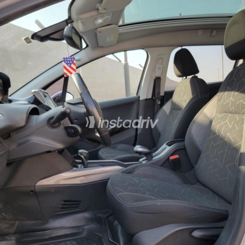 Peugeot 2008 2019 Silver Automatic Used for Sale in Cairo - 8