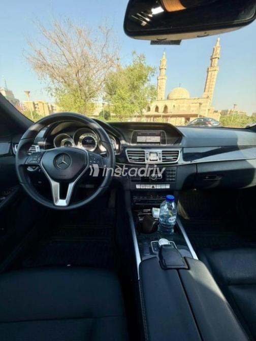 مرسيدس E 200 2014 أسود أوتوماتيك مستعملة للبيع في مصر الجديدة - 2