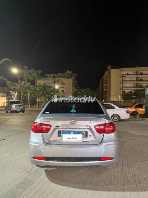 Hyundai Elantra HD 2022 Silver Automatic Used for Sale in 6 October - 5