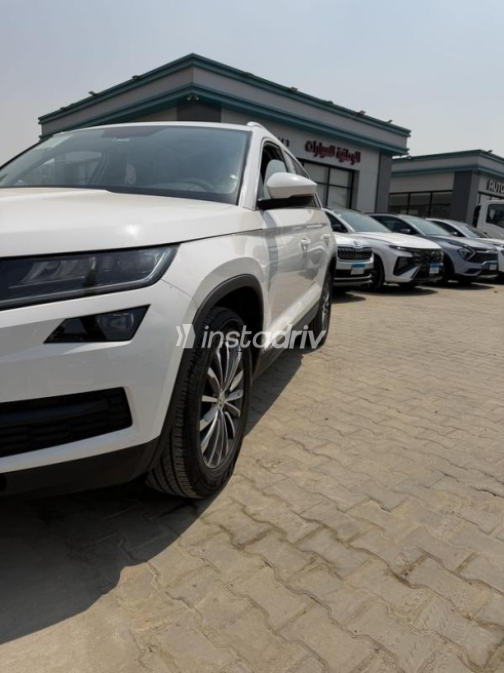 Skoda Kodiaq 2021 White Automatic Used for Sale in Cairo - 2