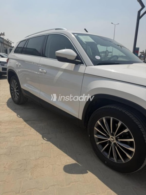 Skoda Kodiaq 2021 White Automatic Used for Sale in Cairo - 3