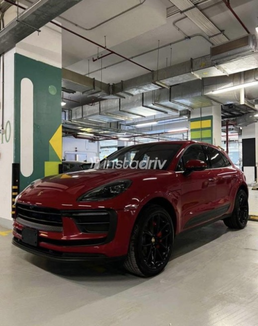 Porsche Macan 2022 Red Automatic Used for Sale in Cairo - 4