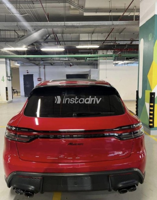 Porsche Macan 2022 Red Automatic Used for Sale in Cairo - 5