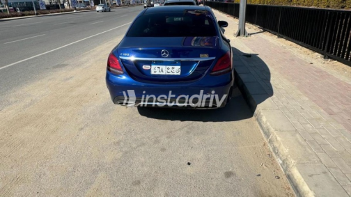 Mercedes C 180 2019 Blue Automatic Used for Sale in Cairo - 4