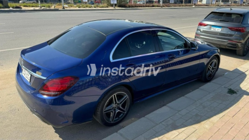 Mercedes C 180 2019 Blue Automatic Used for Sale in Cairo - 5