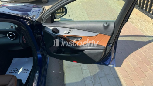 Mercedes C 180 2019 Blue Automatic Used for Sale in Cairo - 9