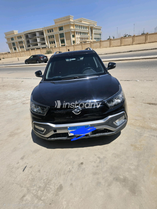 Ssang Yong Tivoli 2020 Black Automatic Used for Sale in Greater Cairo ( Cairo + Giza) - 4
