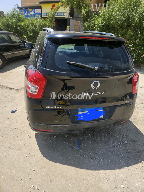 Ssang Yong Tivoli 2020 Black Automatic Used for Sale in Greater Cairo ( Cairo + Giza) - 5