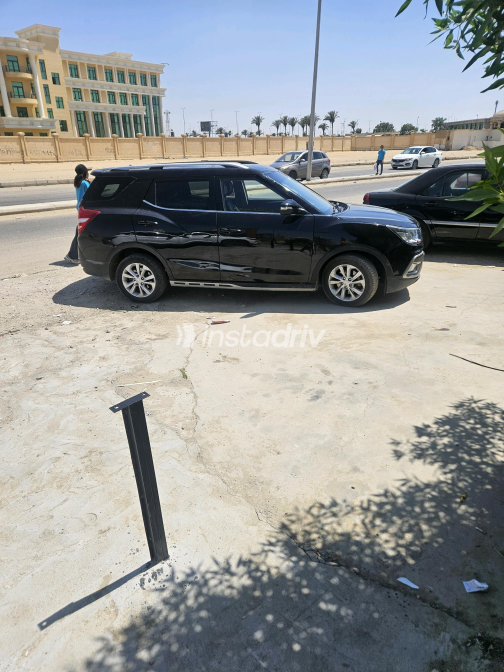 Ssang Yong Tivoli 2020 Black Automatic Used for Sale in Greater Cairo ( Cairo + Giza) - 6