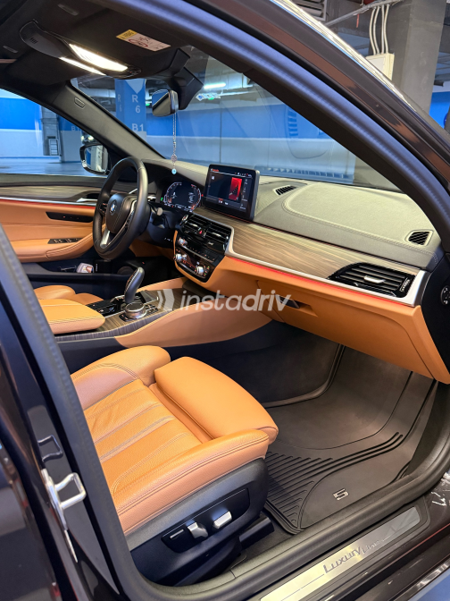 BMW 520 2023 Gray Automatic Used for Sale in Greater Cairo ( Cairo + Giza) - 8