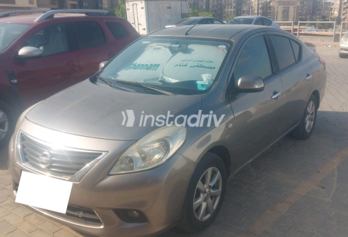 Nissan Sunny 2015 Gray Automatic Used for Sale in Greater Cairo ( Cairo + Giza) - 2