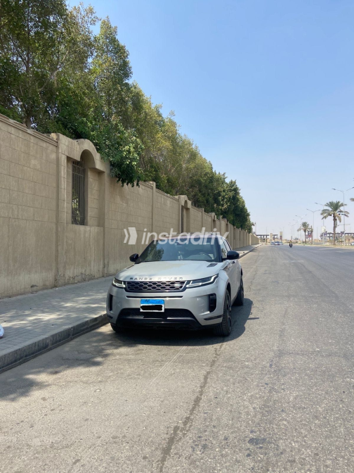 Land Rover Range Rover Evoque 2023 White Automatic Used for Sale in Greater Cairo ( Cairo + Giza) - 2