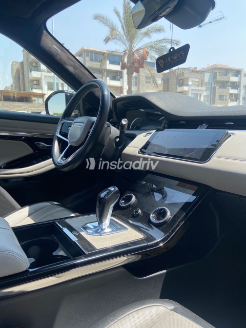 Land Rover Range Rover Evoque 2023 White Automatic Used for Sale in Greater Cairo ( Cairo + Giza) - 7
