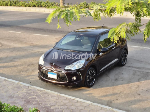 Ds DS3 2016 Dark Red Automatic Used for Sale in Nasr city - 3
