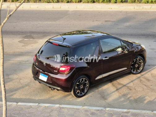 Ds DS3 2016 Dark Red Automatic Used for Sale in Nasr city - 4