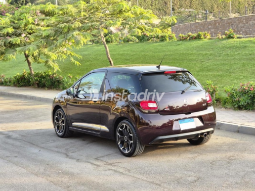 Ds DS3 2016 Dark Red Automatic Used for Sale in Nasr city - 6