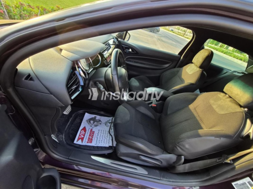 Ds DS3 2016 Dark Red Automatic Used for Sale in Nasr city - 7