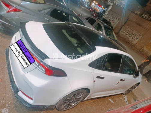 Toyota Corolla 2024 White Automatic Used for Sale in El Haram - 5
