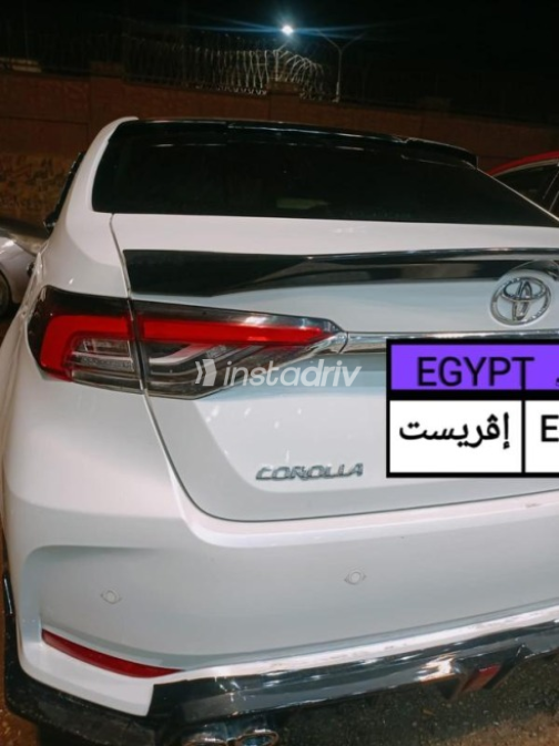 Toyota Corolla 2024 White Automatic Used for Sale in El Haram - 8
