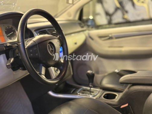 مرسيدس B 160 2010 ذهبي أوتوماتيك مستعملة للبيع في مدينة الشيخ زايد - 6